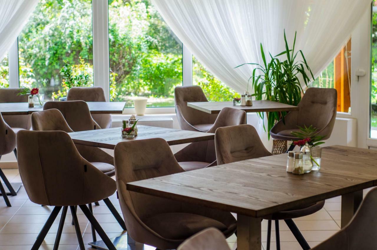 Wagner Panzio Hotel Черсектомай Екстериор снимка
